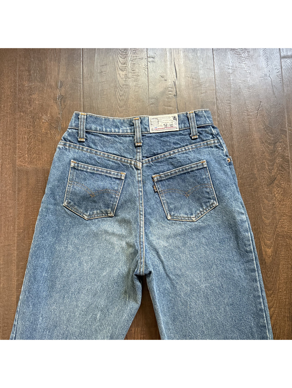 Vintage 1981 Levi Jeans 26x33 California Straights Bootcut Sunfaded USA Cotton